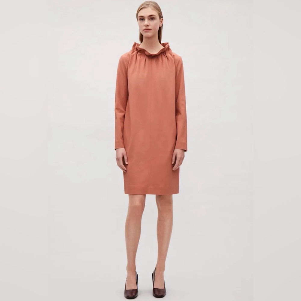 COS | Stretch Dobby Dress in Salmon Pink- sz 8/10